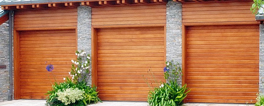 Wooden Rool-Up Gate